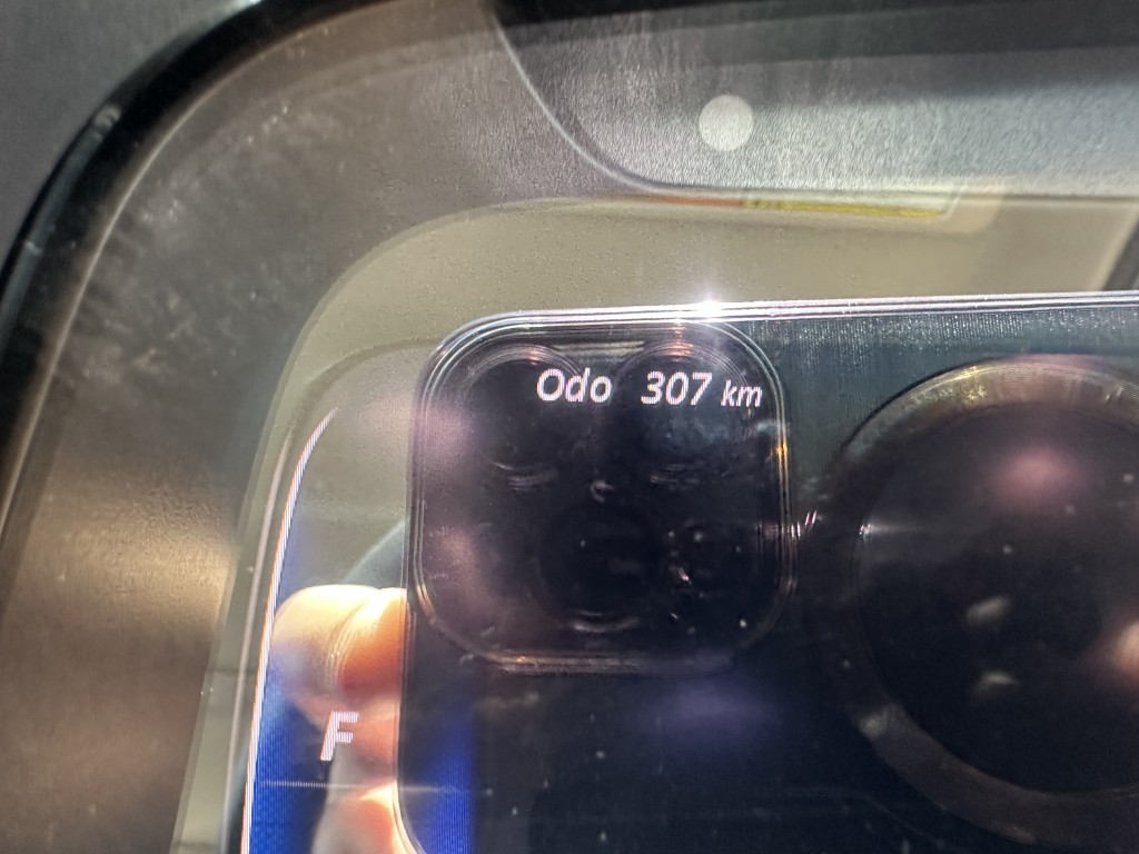 Wキャブ10尺パワーゲート未使用車|中古トラックの販売・買取・査定のアイナビ