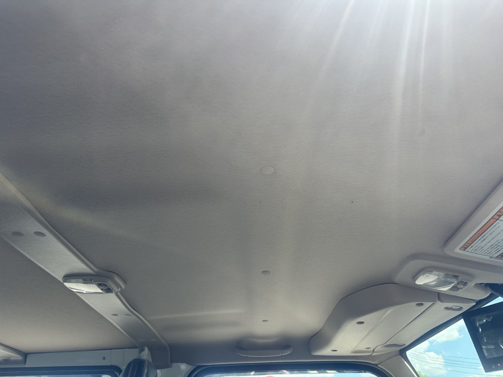 Wキャブ10尺パワーゲート未使用車|中古トラックの販売・買取・査定のアイナビ