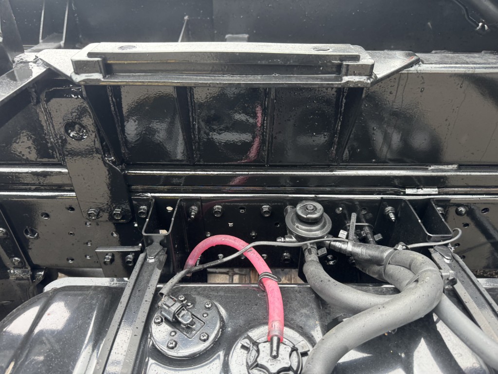 新明和アームロールツインホイスト車検付|中古トラックの販売・買取・査定のアイナビ