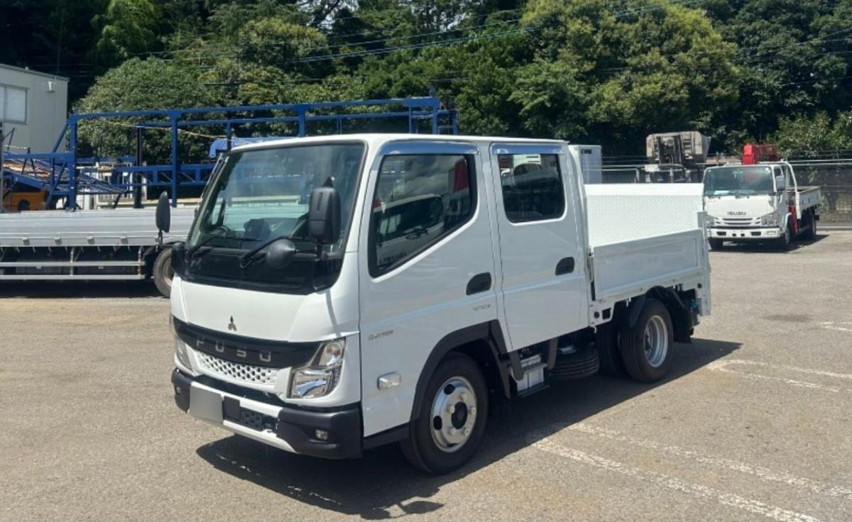 Wキャブ10尺パワーゲート未使用車|中古トラックの販売・買取・査定のアイナビ