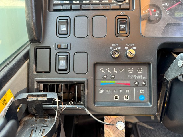 平成20年式☆KATOラフタークレーン MR130R|中古トラックの販売・買取・査定のアイナビ