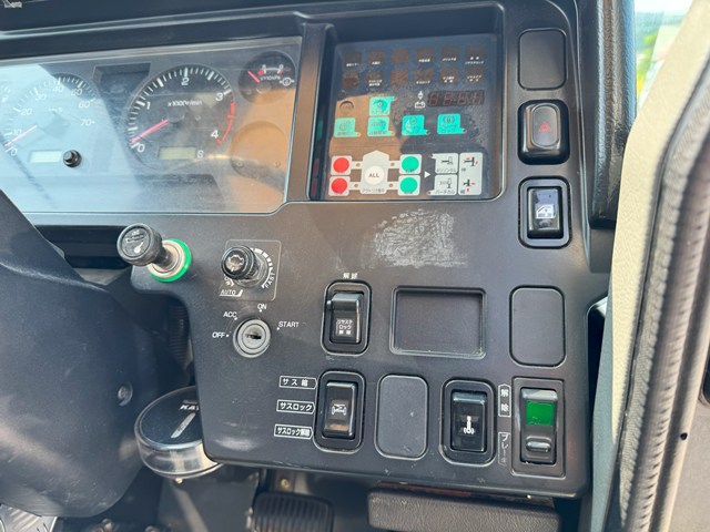 平成20年式☆KATOラフタークレーン MR130R|中古トラックの販売・買取・査定のアイナビ