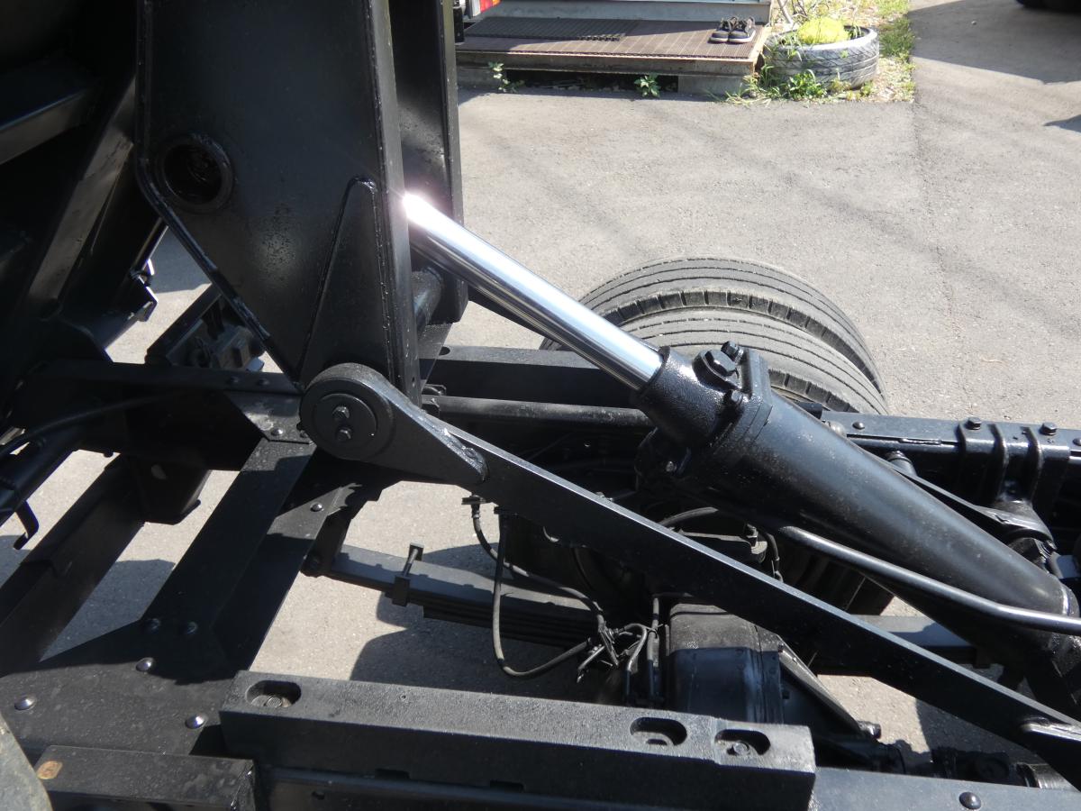 H21 エルフ 3トン ダンプ 6速MT メッキパーツ 250821|中古トラックの販売・買取・査定のアイナビ