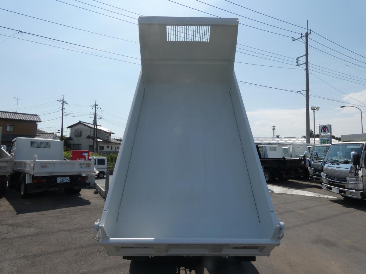 H21 エルフ 3トン ダンプ 6速MT メッキパーツ 250821|中古トラックの販売・買取・査定のアイナビ