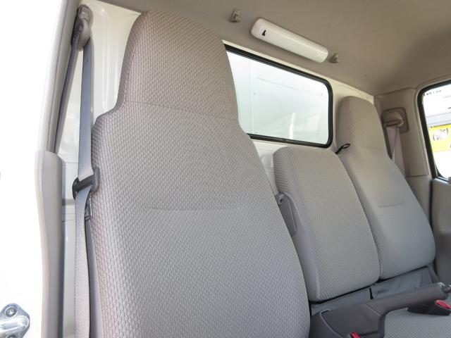 日野 バン車 デュトロ|中古トラックの販売・買取・査定のアイナビ