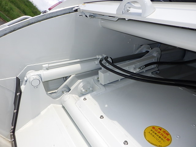 日野 令和7年式 10.3立米 プレス式パッカー 登録未使用車|中古トラックの販売・買取・査定のアイナビ