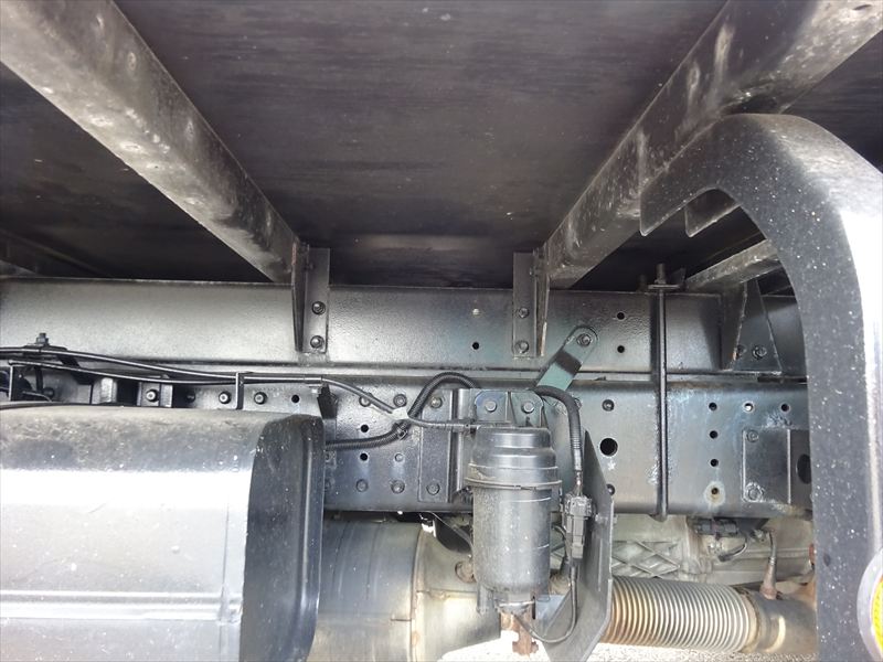 バン ワイド 格納ゲート|中古トラックの販売・買取・査定のアイナビ