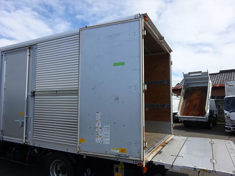 バン ワイド 格納ゲート|中古トラックの販売・買取・査定のアイナビ