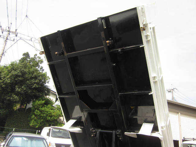 H.21年三菱ふそうキャンターダンプLゲートダンプ2tETC|中古トラックの販売・買取・査定のアイナビ