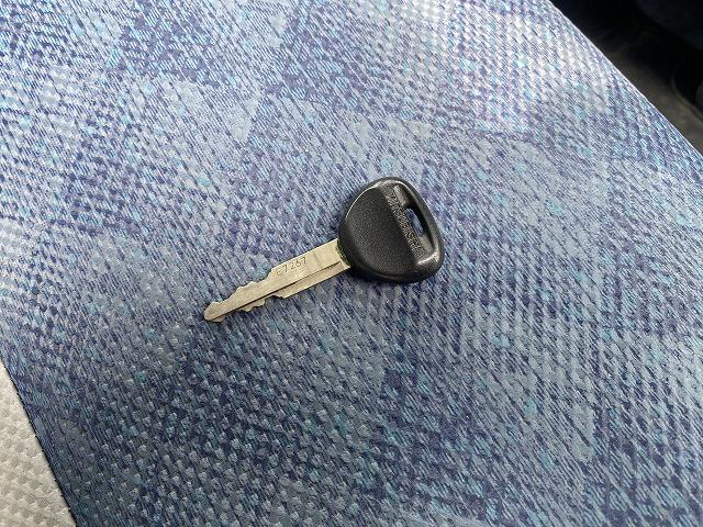 三菱ふそう Wキャブ キャンター|中古トラックの販売・買取・査定のアイナビ