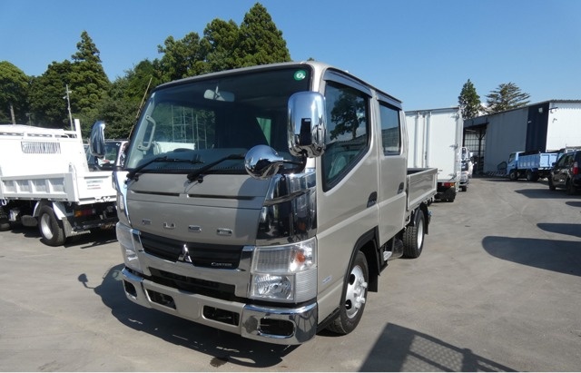 キャンター　Wキャブ　250826|中古トラックの販売・買取・査定のアイナビ