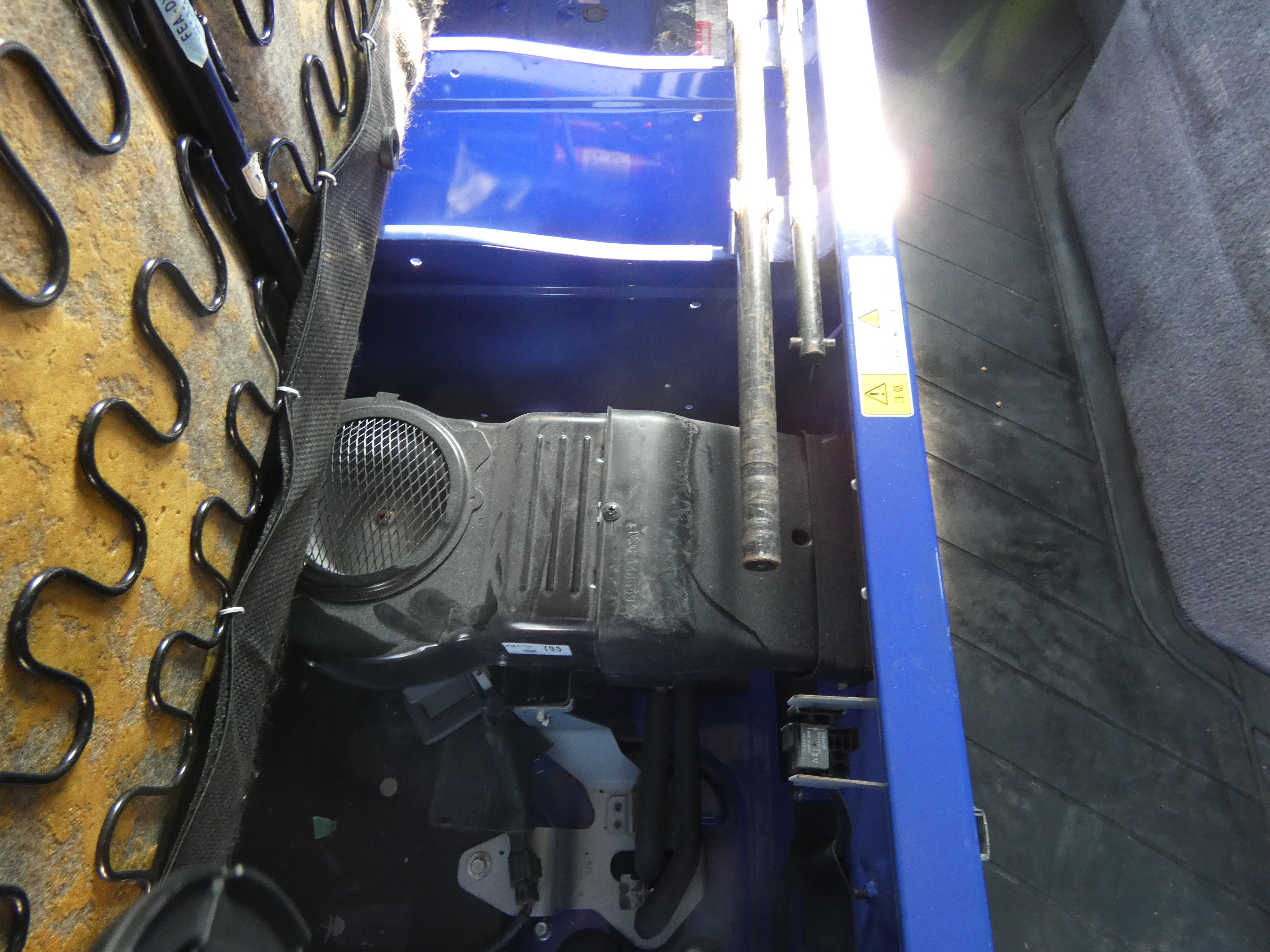 キャンター　Wキャブ　250826|中古トラックの販売・買取・査定のアイナビ