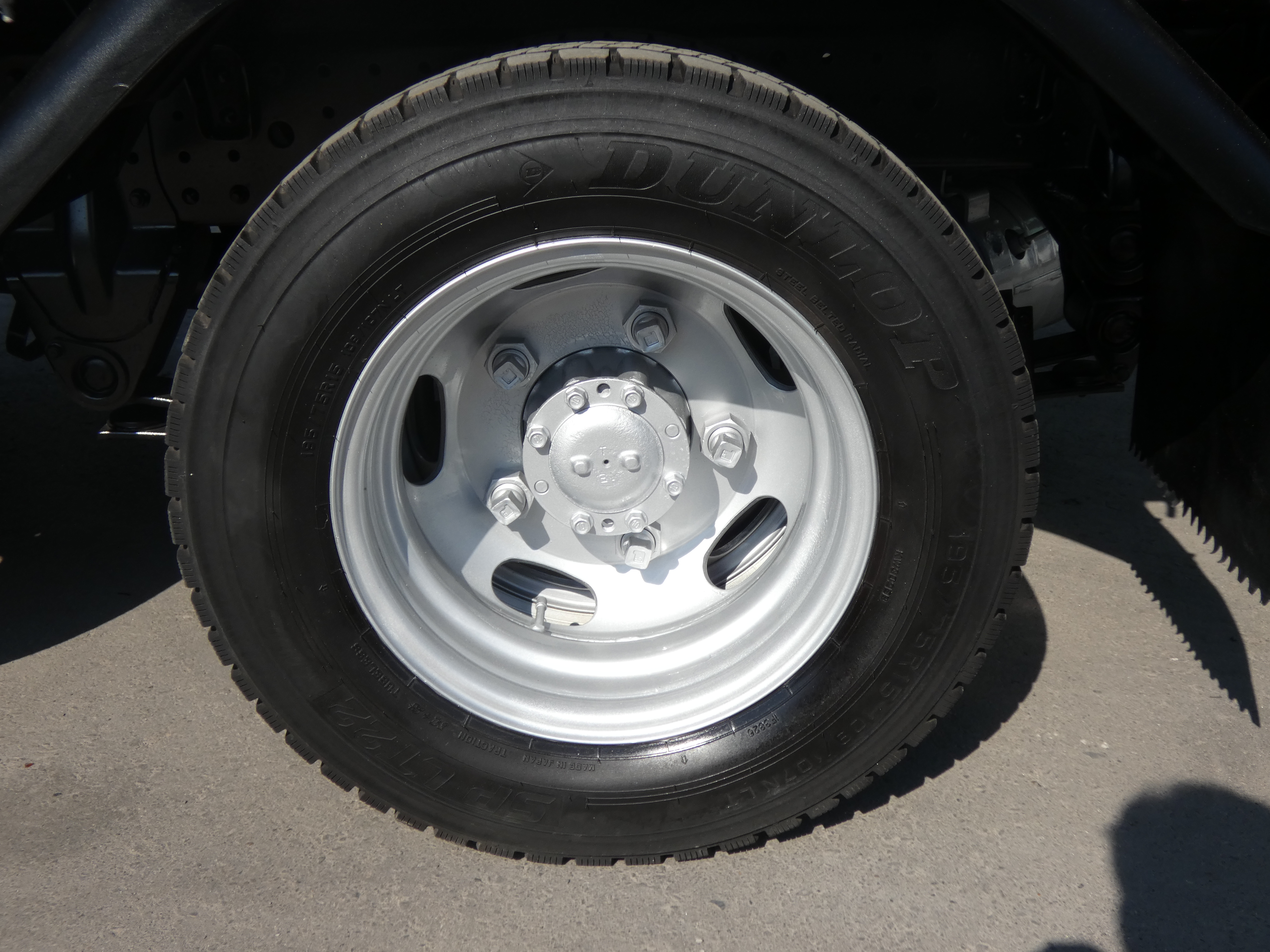 キャンター　Wキャブ　250826|中古トラックの販売・買取・査定のアイナビ