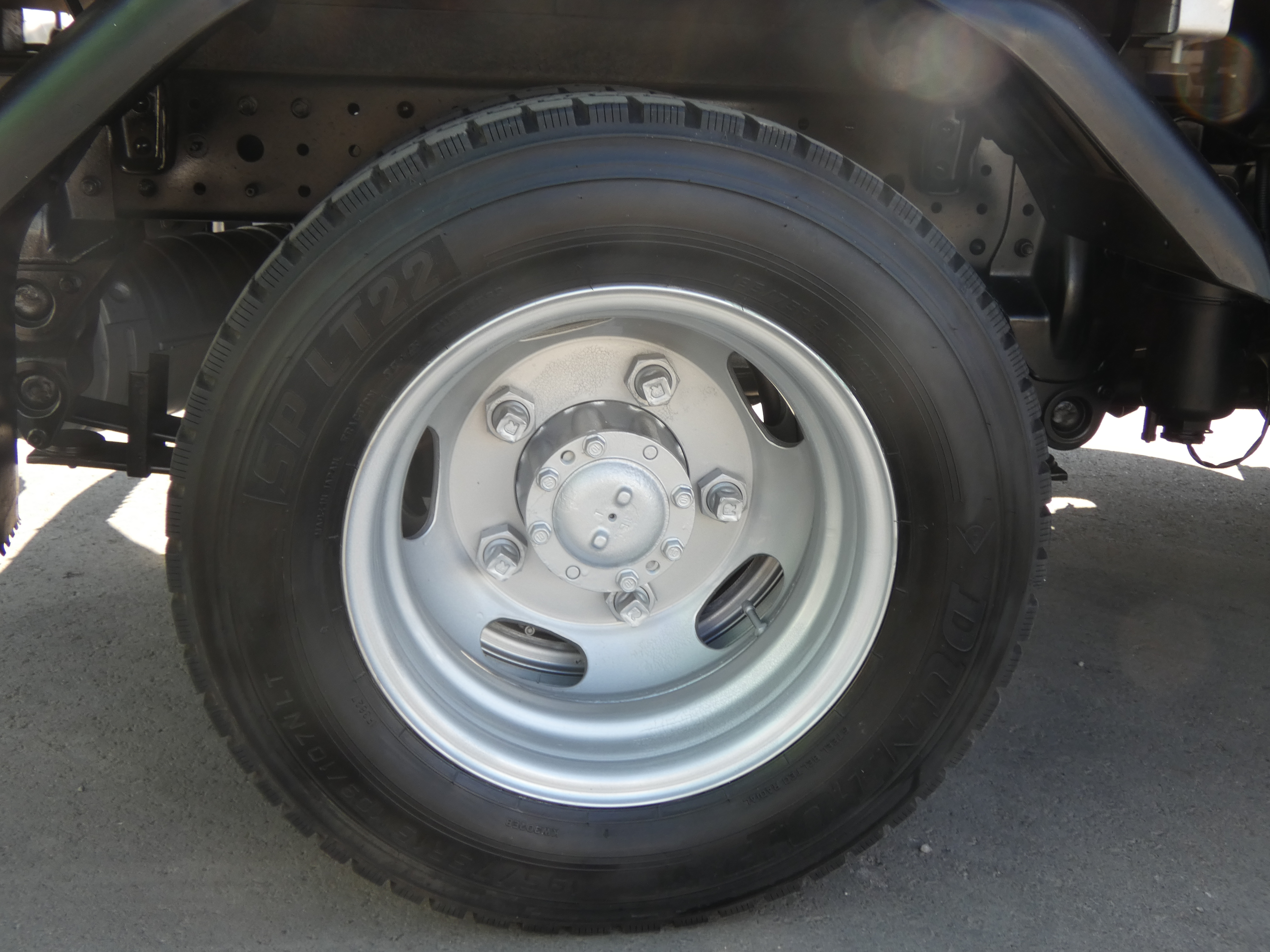 キャンター　Wキャブ　250826|中古トラックの販売・買取・査定のアイナビ