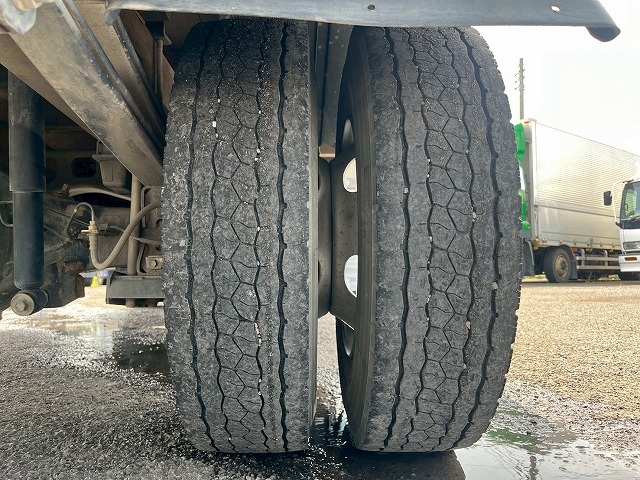 車検付★5段ラジコン★ワイド×超ロング★3トン積載★TADANO|中古トラックの販売・買取・査定のアイナビ