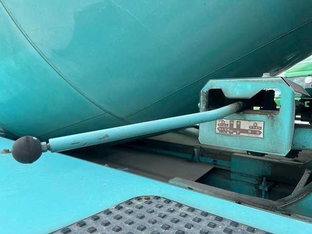 増トン車★3軸2デフ★11トン積載★KYB製・8.9立米★ワンオーナー|中古トラックの販売・買取・査定のアイナビ