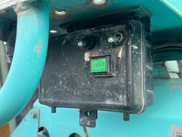 増トン車★3軸2デフ★11トン積載★KYB製・8.9立米★ワンオーナー|中古トラックの販売・買取・査定のアイナビ