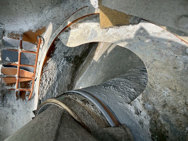 増トン車★3軸2デフ★11トン積載★KYB製・8.9立米★ワンオーナー|中古トラックの販売・買取・査定のアイナビ