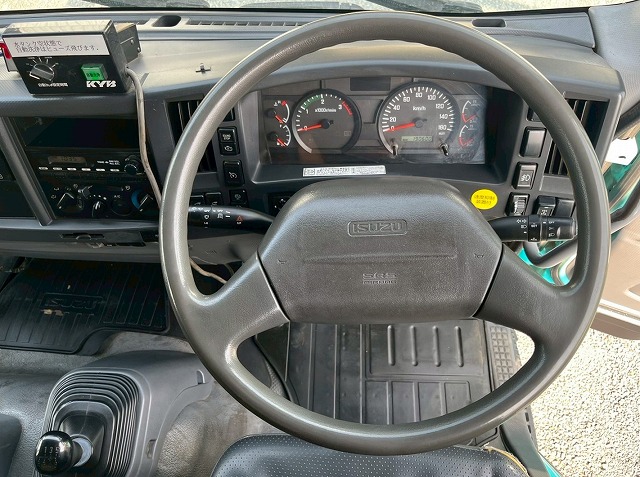 増トン車★3軸2デフ★11トン積載★KYB製・8.9立米★ワンオーナー|中古トラックの販売・買取・査定のアイナビ