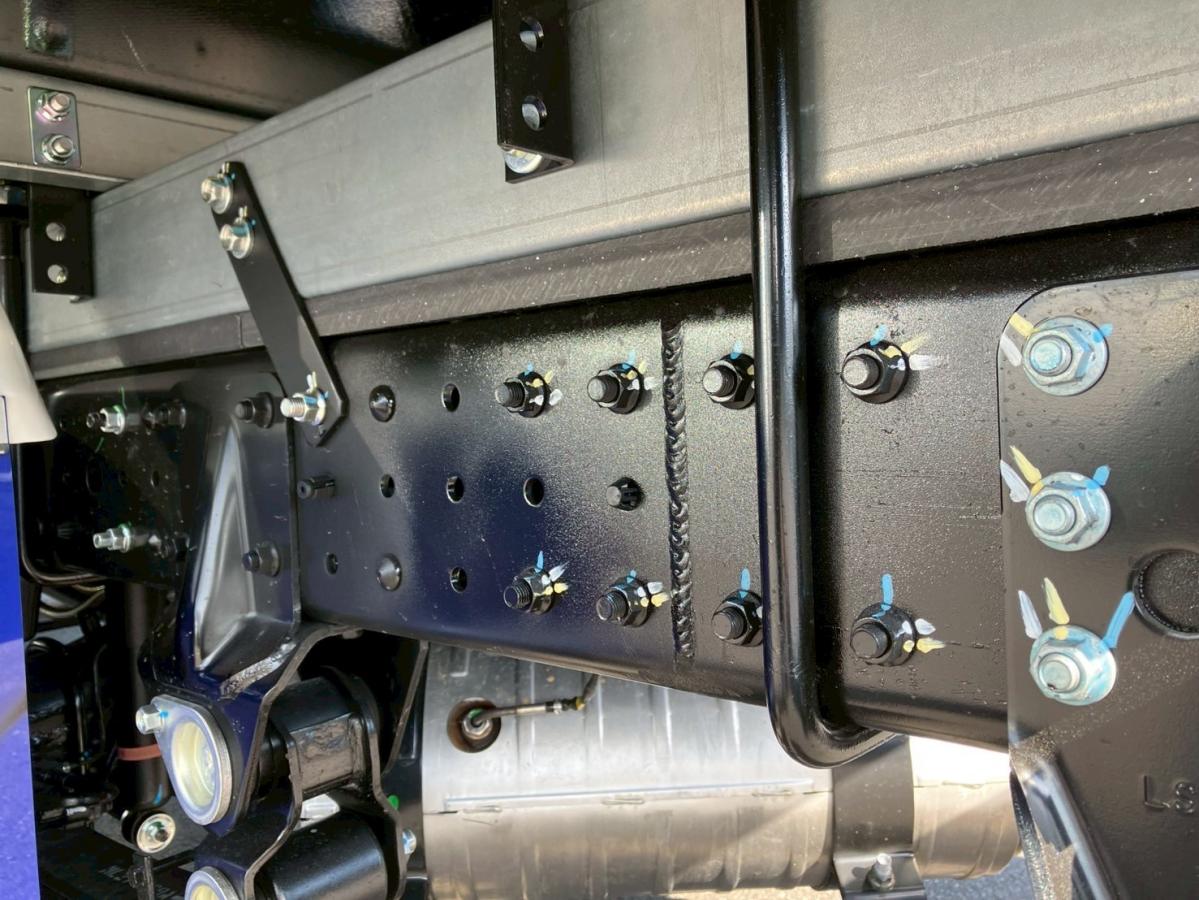 ☆未使用車 標準/10尺 低温-30℃設定 サイドガードアシス|中古トラックの販売・買取・査定のアイナビ