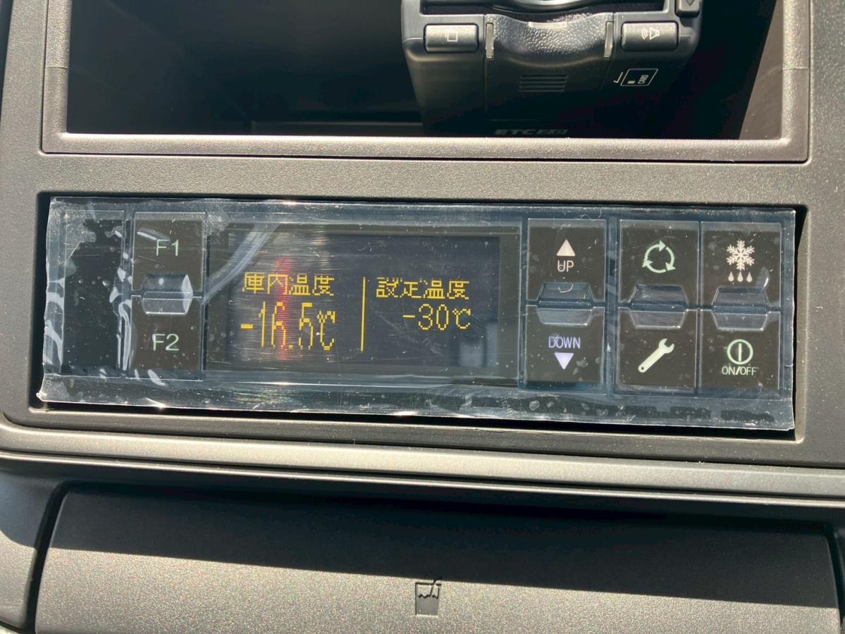 ☆未使用車 標準/10尺 低温-30℃設定 サイドガードアシス|中古トラックの販売・買取・査定のアイナビ