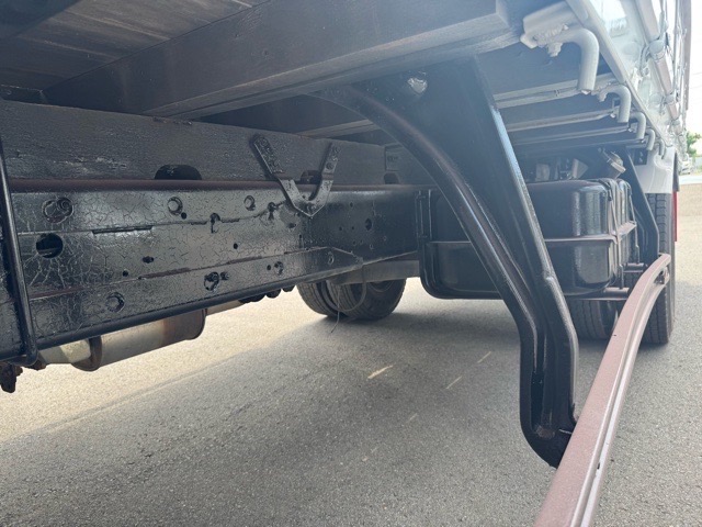 H18フォワード 2.9t3段クレーンラジコンフックイン|中古トラックの販売・買取・査定のアイナビ