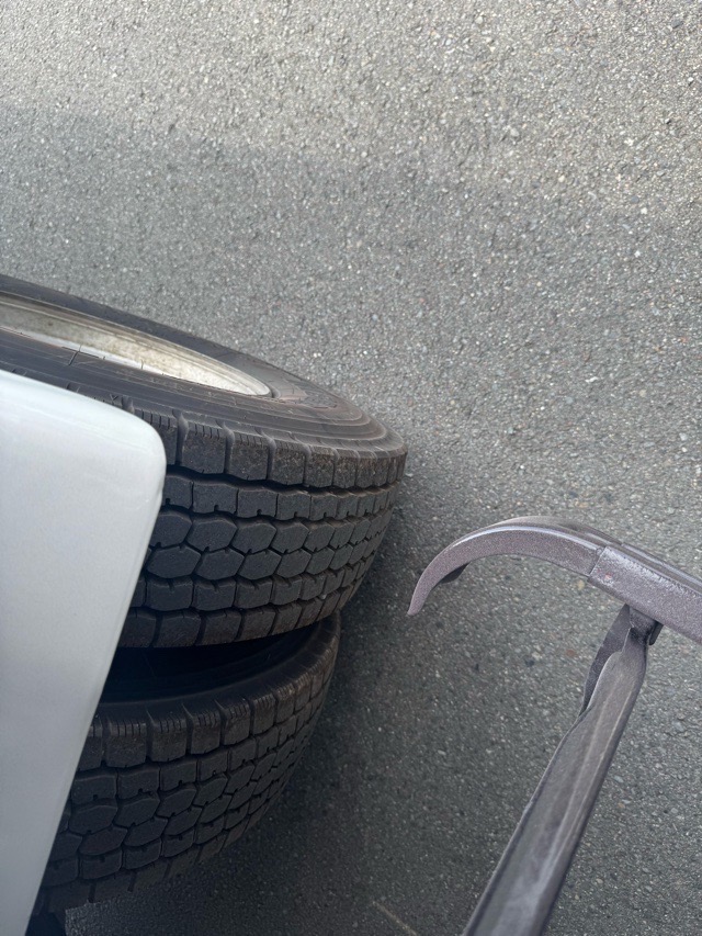 H18フォワード 2.9t3段クレーンラジコンフックイン|中古トラックの販売・買取・査定のアイナビ