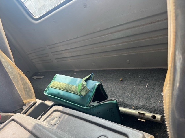 H18フォワード 2.9t3段クレーンラジコンフックイン|中古トラックの販売・買取・査定のアイナビ