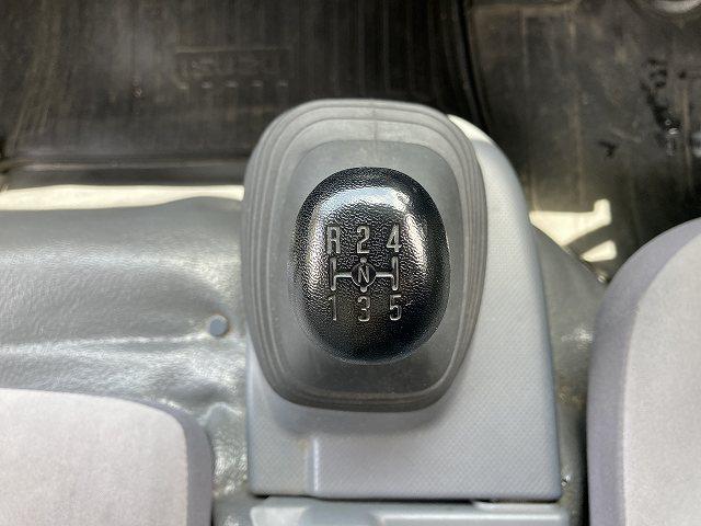 いすゞ バン車|中古トラックの販売・買取・査定のアイナビ