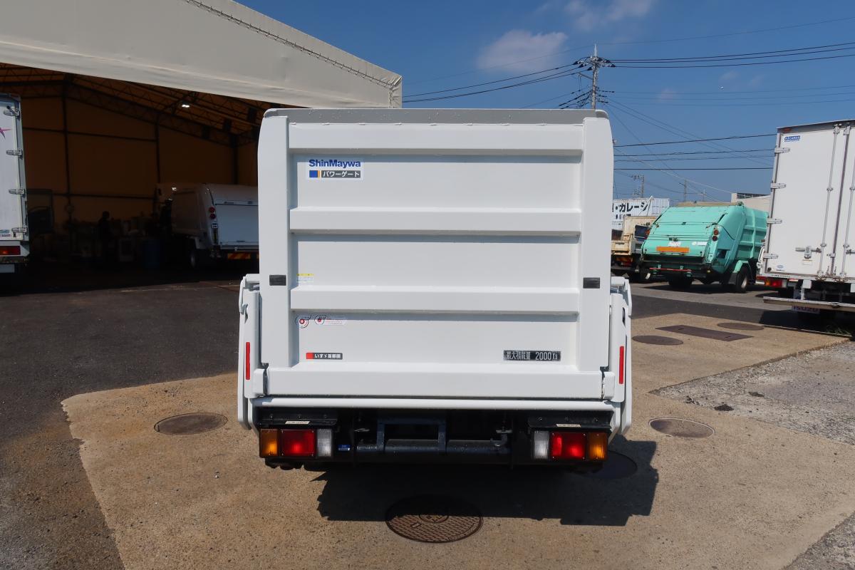 10尺平ボディー スイングゲート付き 積載2000kg|中古トラックの販売・買取・査定のアイナビ