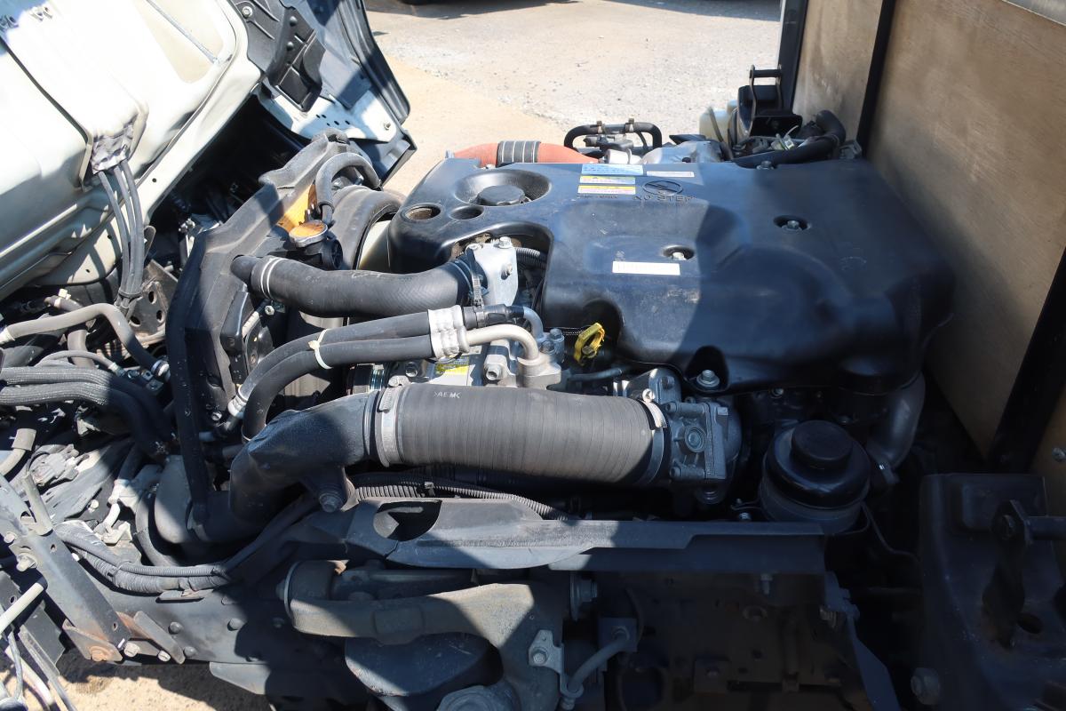 10尺平ボディー スイングゲート付き 積載2000kg|中古トラックの販売・買取・査定のアイナビ