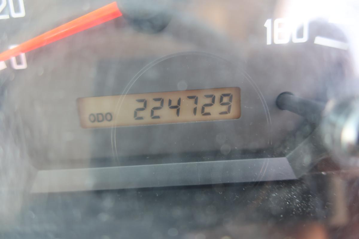 10尺平ボディー スイングゲート付き 積載2000kg|中古トラックの販売・買取・査定のアイナビ