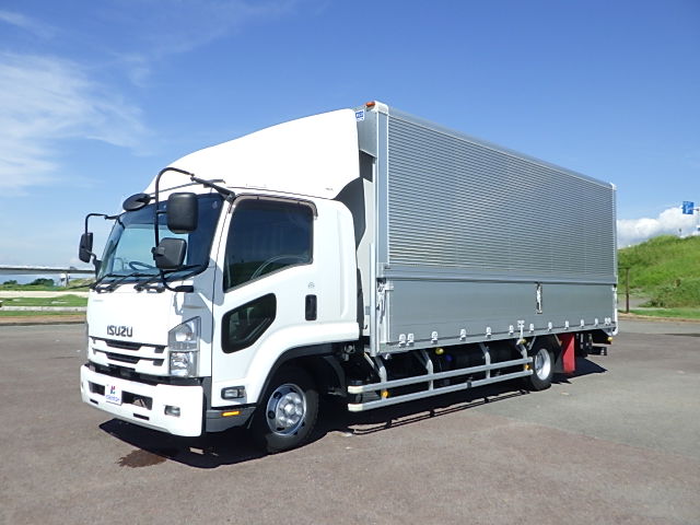 いすゞ 令和1年式 跳ね上げゲート付 4tウィング|中古トラックの販売・買取・査定のアイナビ