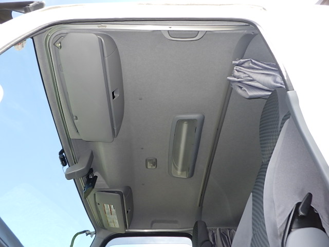 いすゞ 令和1年式 跳ね上げゲート付 4tウィング|中古トラックの販売・買取・査定のアイナビ