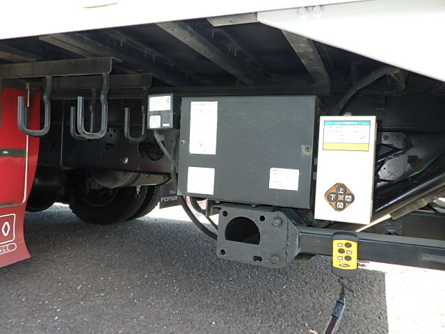 いすゞ 令和1年式 跳ね上げゲート付 4tウィング|中古トラックの販売・買取・査定のアイナビ