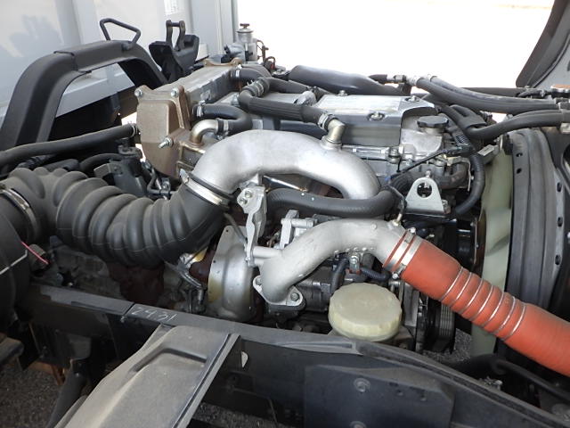 いすゞ 令和1年式 跳ね上げゲート付 4tウィング|中古トラックの販売・買取・査定のアイナビ