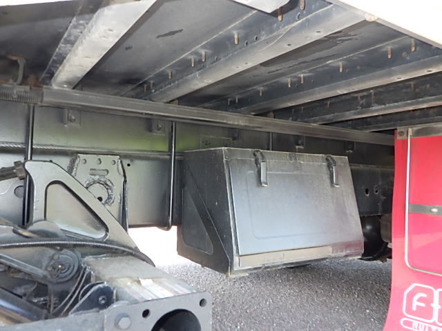 いすゞ 令和1年式 跳ね上げゲート付 4tウィング|中古トラックの販売・買取・査定のアイナビ