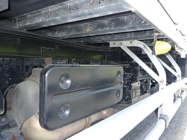 いすゞ 令和1年式 跳ね上げゲート付 4tウィング|中古トラックの販売・買取・査定のアイナビ