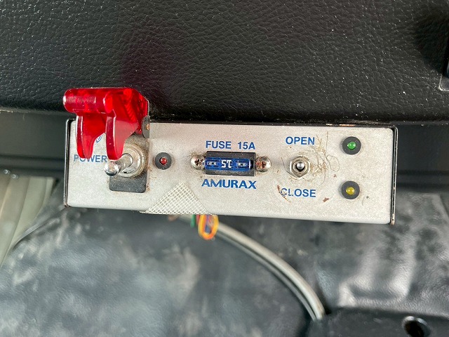 増トン★11トン積載★3軸2デフ★KYB製・8.9立米★ワンオーナー|中古トラックの販売・買取・査定のアイナビ