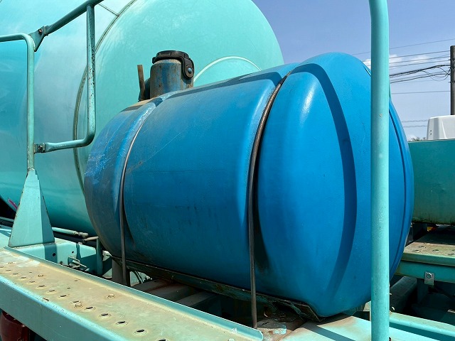 増トン車★11トン積載★3軸2デフ★KYB製・8.9立米★ワンオーナー|中古トラックの販売・買取・査定のアイナビ