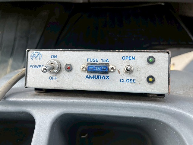 増トン車★11トン積載★3軸2デフ★KYB製・8.9立米★ワンオーナー|中古トラックの販売・買取・査定のアイナビ