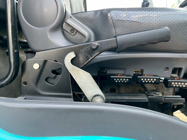 増トン車★11トン積載★3軸2デフ★KYB製・8.9立米★ワンオーナー|中古トラックの販売・買取・査定のアイナビ