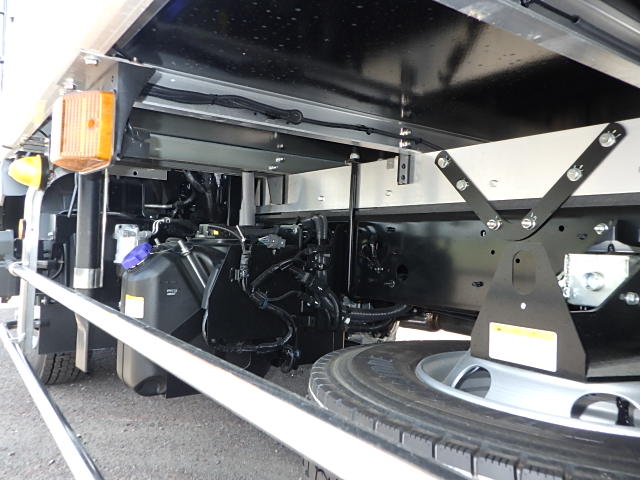 日野 令和7年式 格納ゲート付き 冷凍バン 車検付き|中古トラックの販売・買取・査定のアイナビ