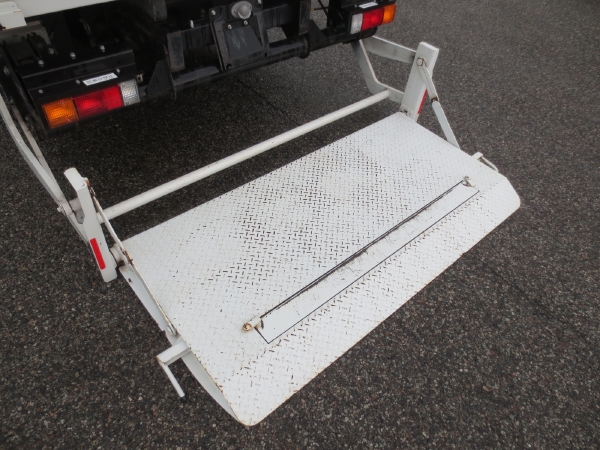 三菱キャンタードライバンゲート付|中古トラックの販売・買取・査定のアイナビ