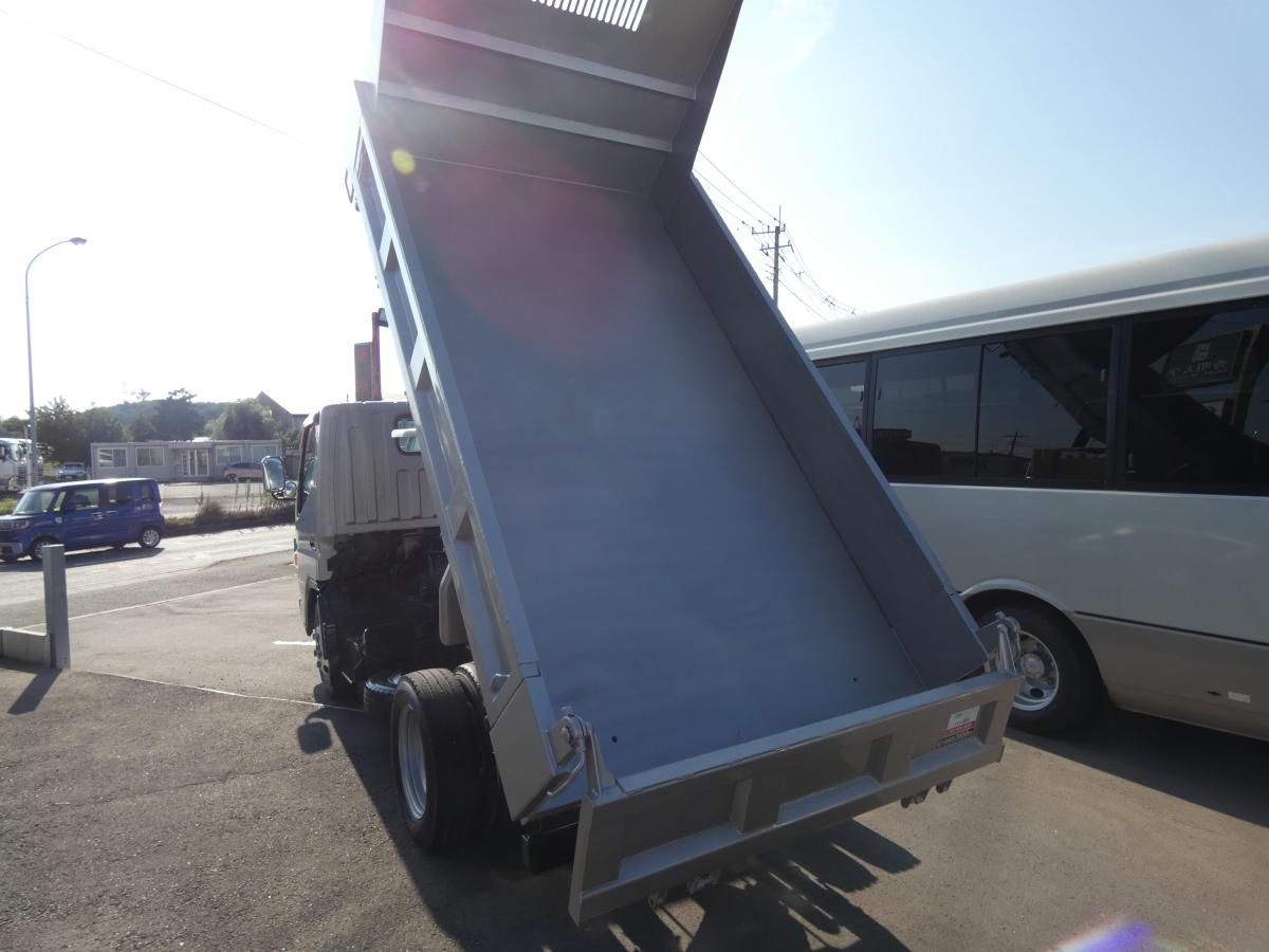 H24 キャンター ダンプ 2トン マニュアル　250829|中古トラックの販売・買取・査定のアイナビ