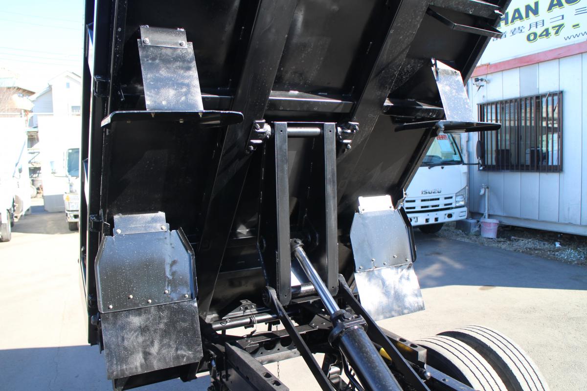 H22 エルフ 3トン ダンプ|中古トラックの販売・買取・査定のアイナビ