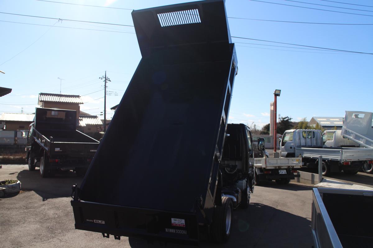 H22 エルフ 3トン ダンプ|中古トラックの販売・買取・査定のアイナビ