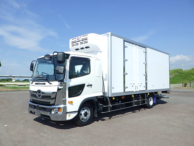 日野 令和7年式 格納ゲート付き 冷凍バン 車検付き|中古トラックの販売・買取・査定のアイナビ