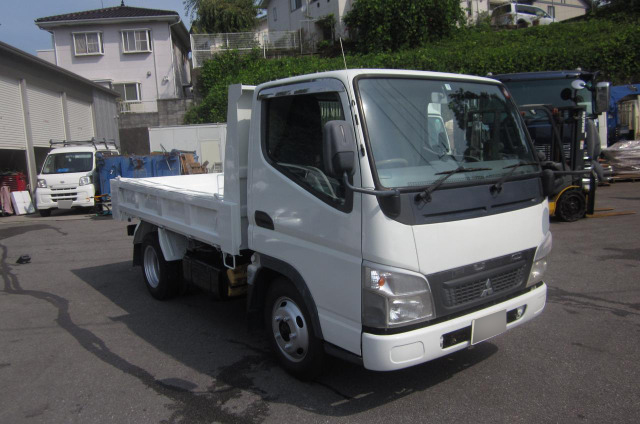 H.21年三菱ふそうキャンターダンプLゲートダンプ2tETC|中古トラックの販売・買取・査定のアイナビ