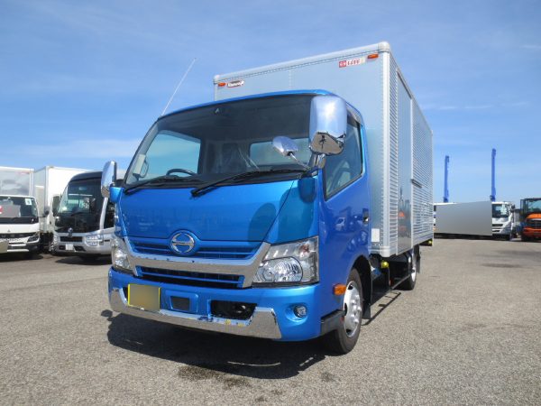 日野デュトロワイドロングドライバン|中古トラックの販売・買取・査定のアイナビ